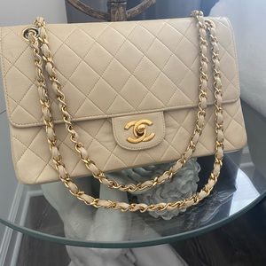 Chanel classic flap